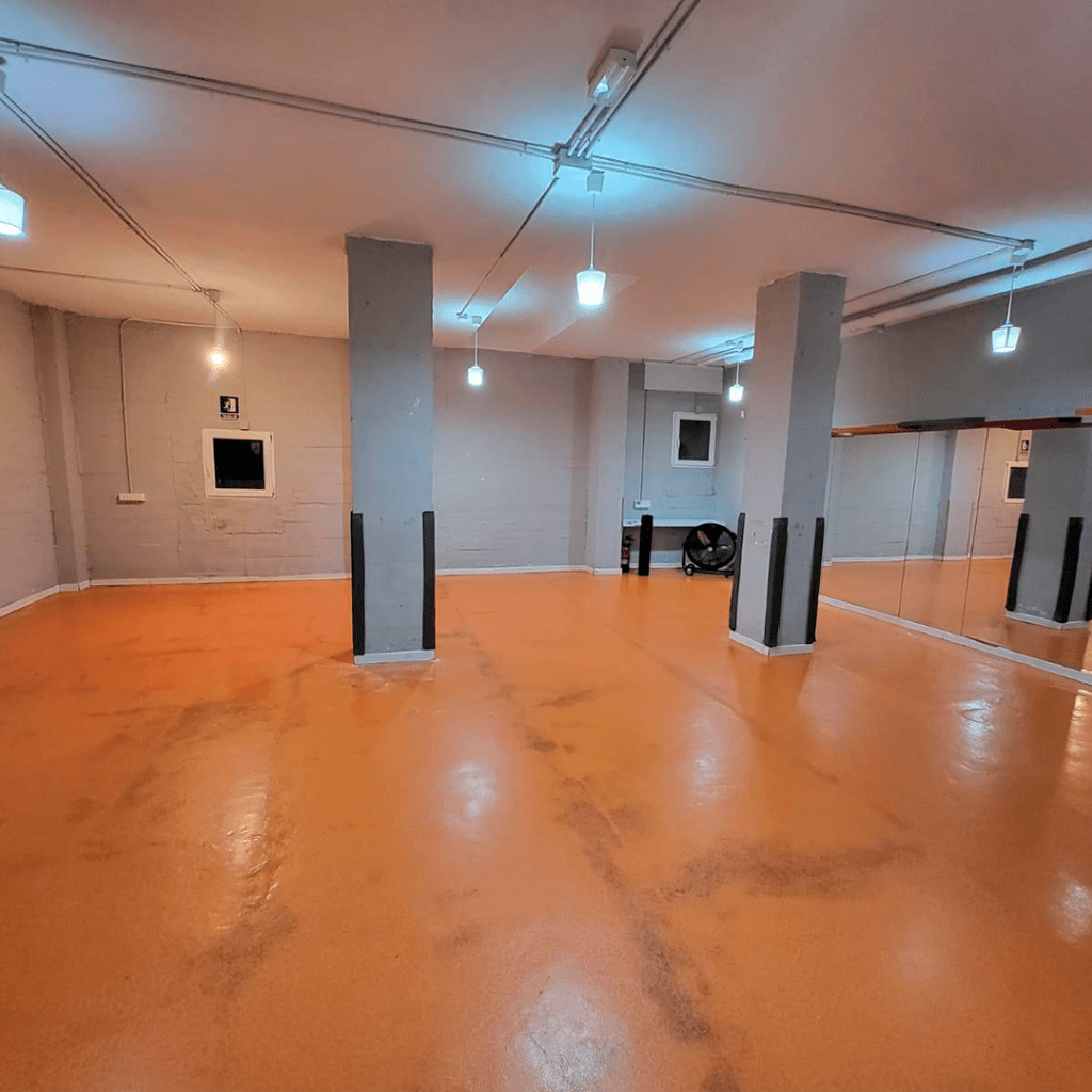 Sala 5 de 70 metros para workshops y eventos